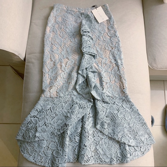 NWT Alexis Light Blue Colbie Lace Ruffle skirt - Picture 2 of 6